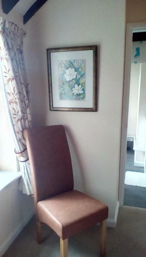 The Lincolnshire Poacher Inn Metheringham Exteriör bild