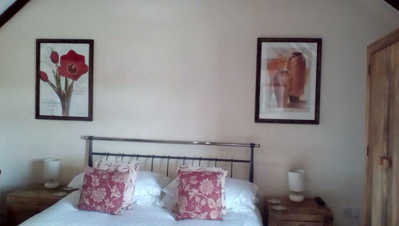 The Lincolnshire Poacher Inn Metheringham Exteriör bild