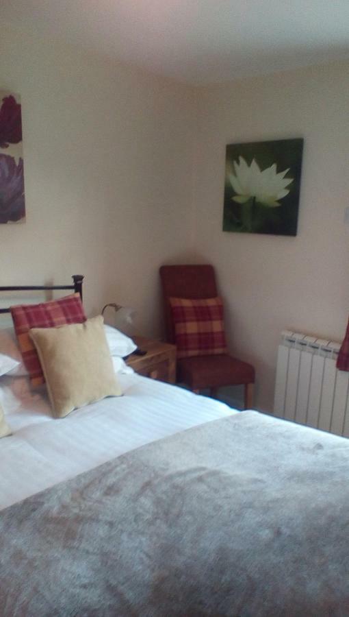 The Lincolnshire Poacher Inn Metheringham Exteriör bild